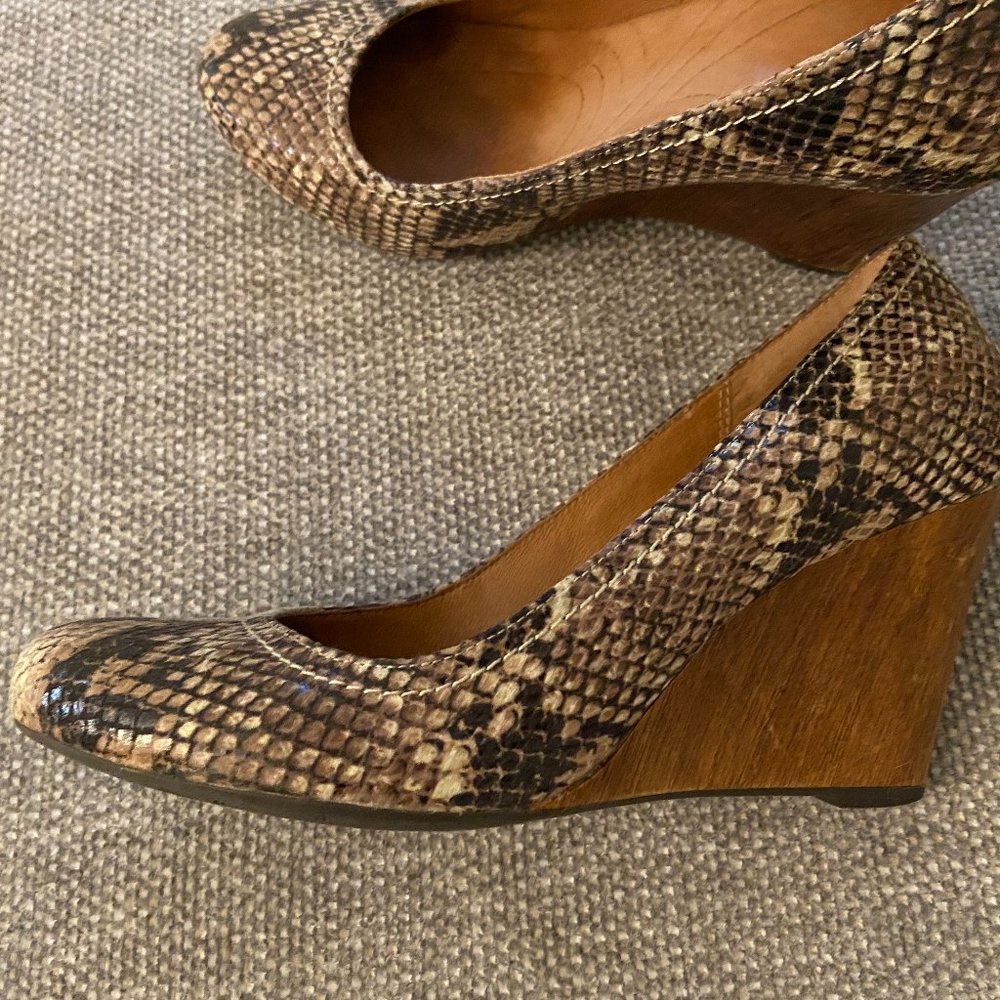 Clarks Snakeskin Wedges - Picture 3 of 3